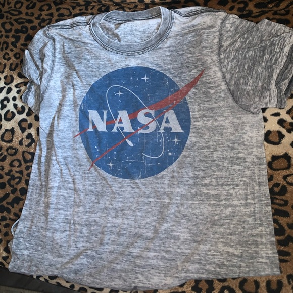NASA Lightweight Acid Washed Tee
Size M - Picture 2 of 3